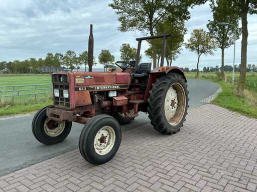 1976 International 633 Tractor agricol cu trac?iune pe dou? ro?i