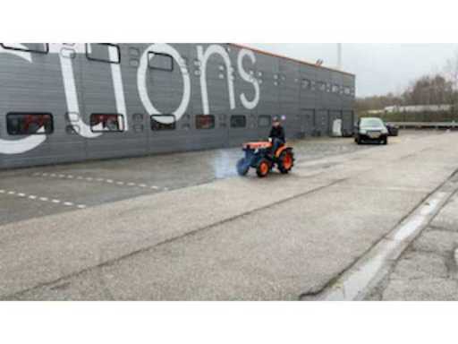 aeb00349-9ef1-4616-a546-1dd8dd34d330.mp4