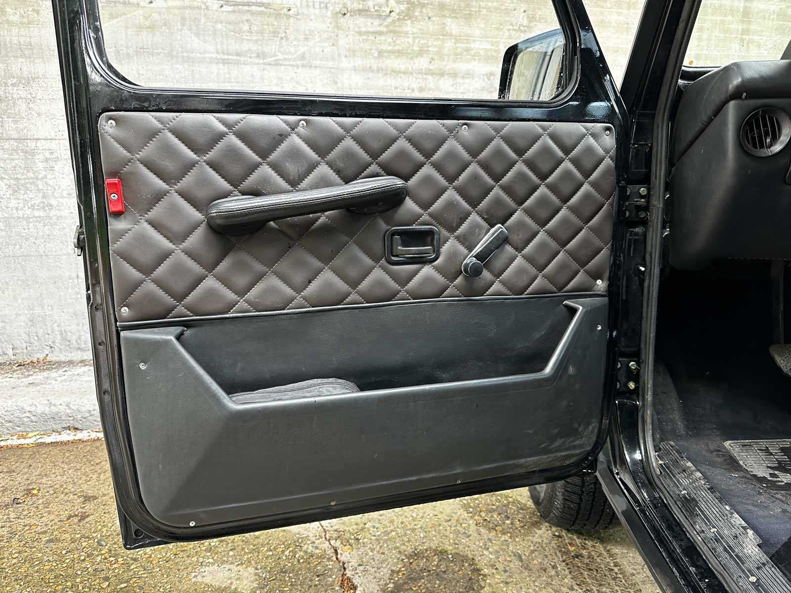 Mercedes-Benz G230 GE 125PK 1983 G-klasse, 66-HBN-1 OLDTIMER