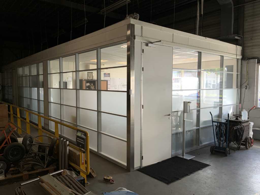 Partition wall (2x)