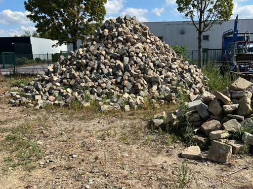 Un sacco di ciottoli Pietre e mattoni