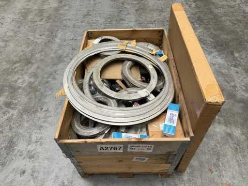 Partia pierścieni/cewki taśmowe + różne