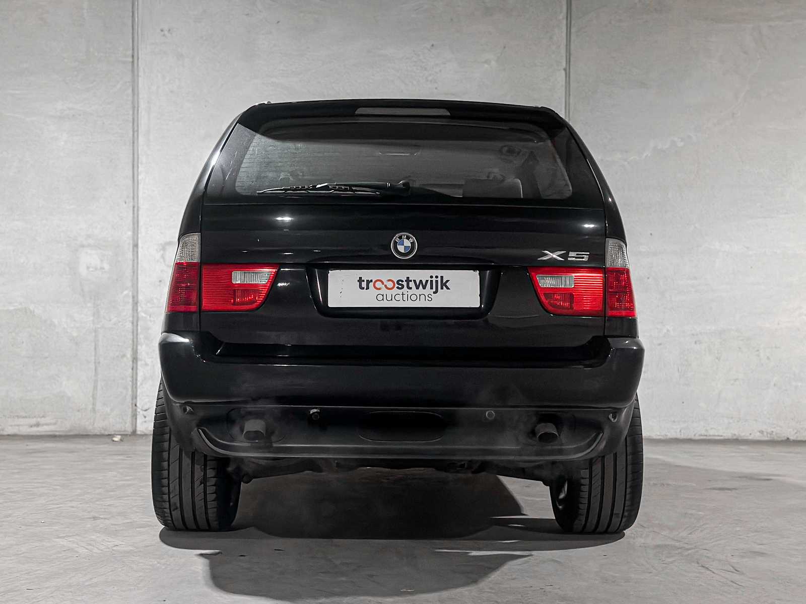 BMW X5 3.0i High Executive 231PK 2004, 71-RS-KR