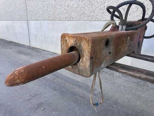 2006 Atlas Copco CP 300 Pneumatic breaker