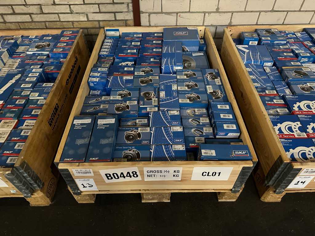 114kg (net) with various (automotive) bearings from SKF (B0448)