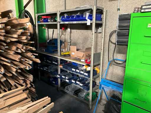 Batch of hydraulic hose accessories