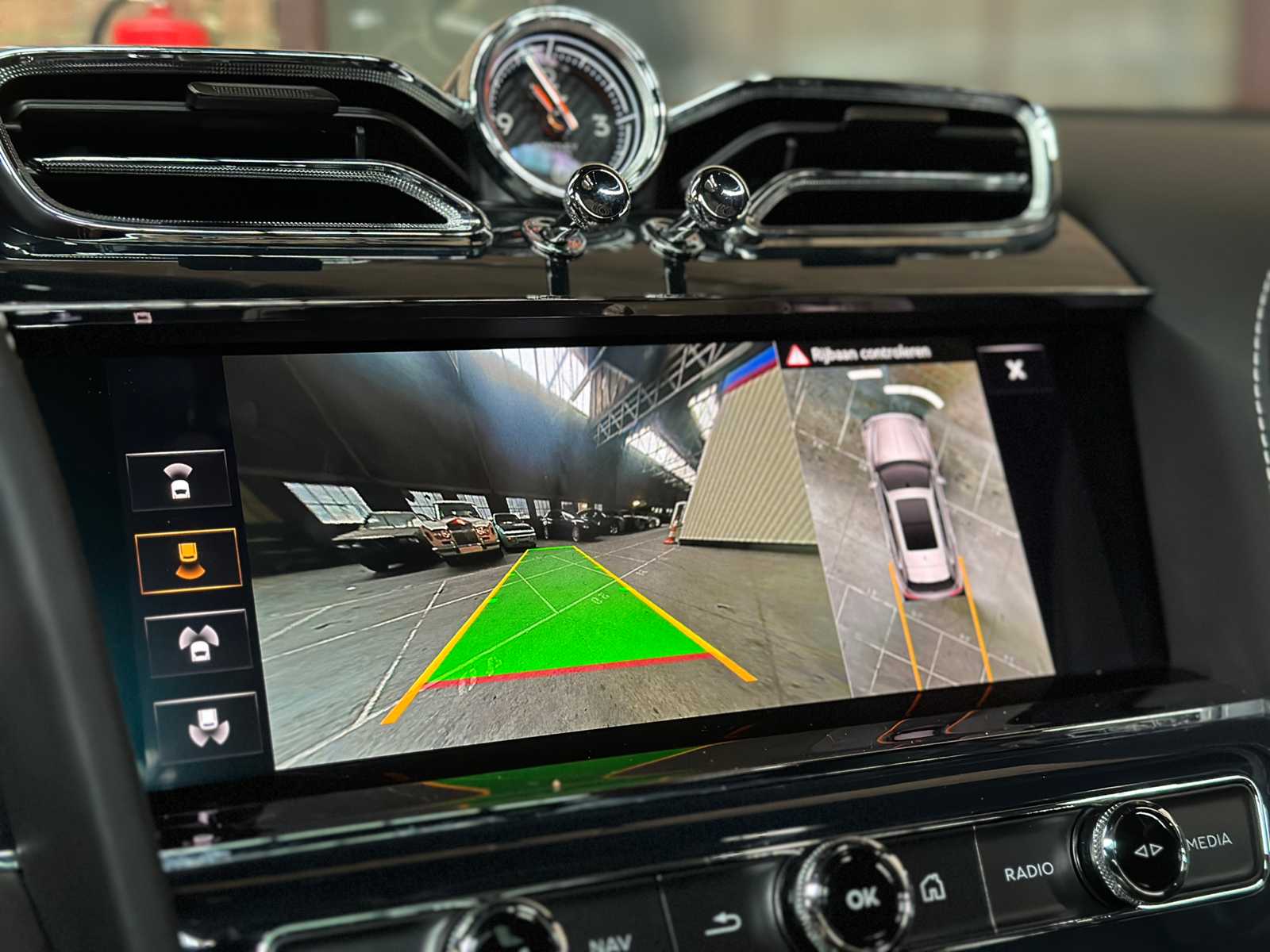 Bentley Bentayga 4.0 V8 First-Edition 550pk 2021