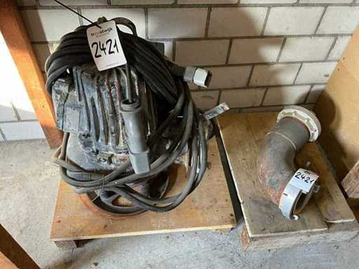 Pompă submersibilă