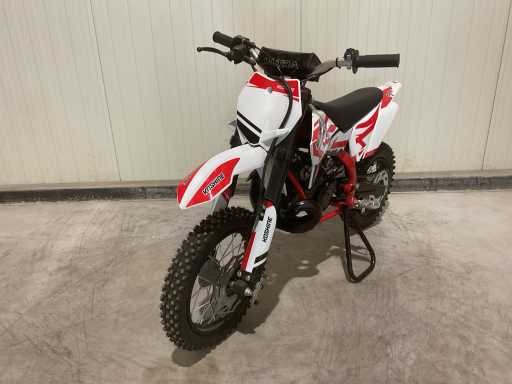 2025 Ultra Motocross Koshine 50 12/10" Dirt Bike Rossa