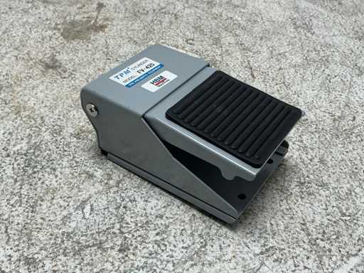 Pedal? pneumatic? HBM FV-420