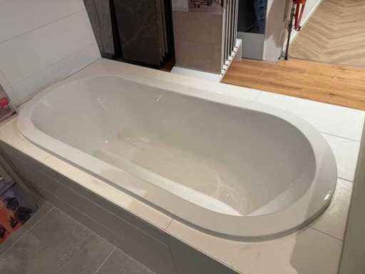 Bathtub
