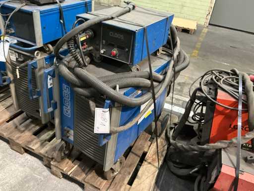 3x CLOOS - Qineo Step 450 Master - Saldatrice a gas protetta con custodia trainafilo 