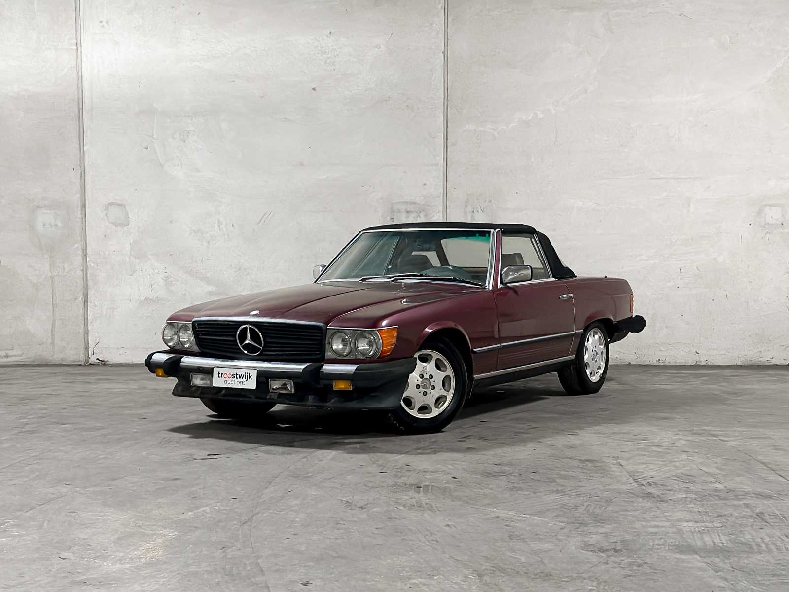 Luxury, sports and classic cars te Tiel