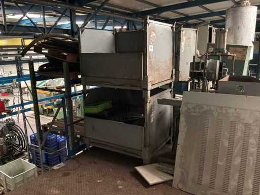 Folding metal stacking bin (4x)