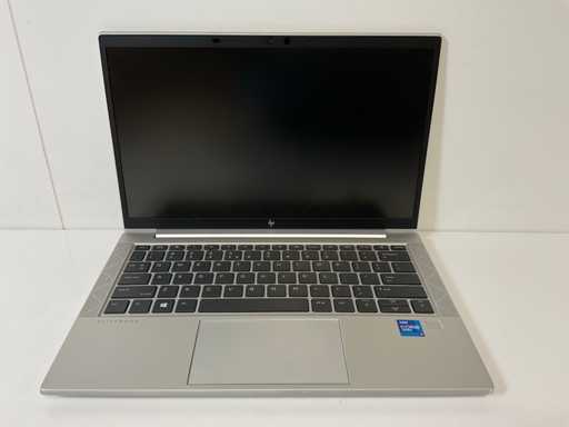 HP EliteBook 830 G8 13.3, Core(TM) i7 11a generazione, 16 GB di RAM, 512 GB di computer portatile NVMe