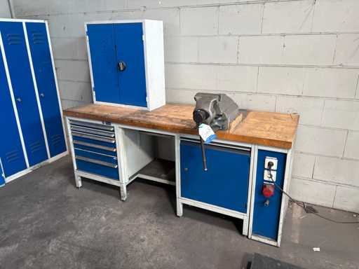 GARANT workbench with contents