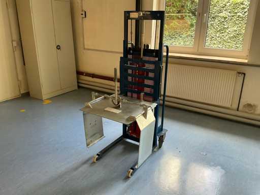 1988 Expresso 4635 Hydraulic stacker