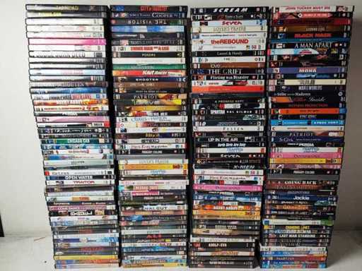 Partia 200 płyt DVD