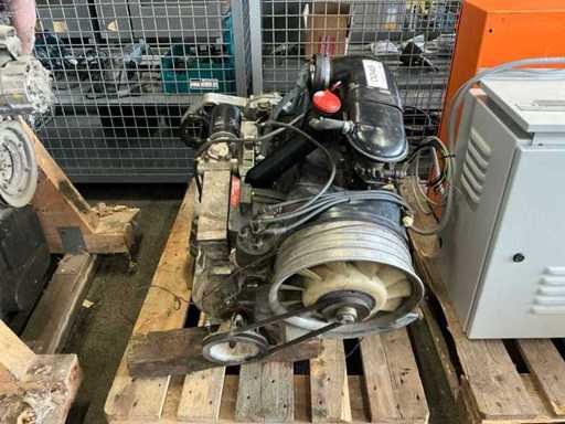 Locomotiva Steyr Puch Pinzgauer