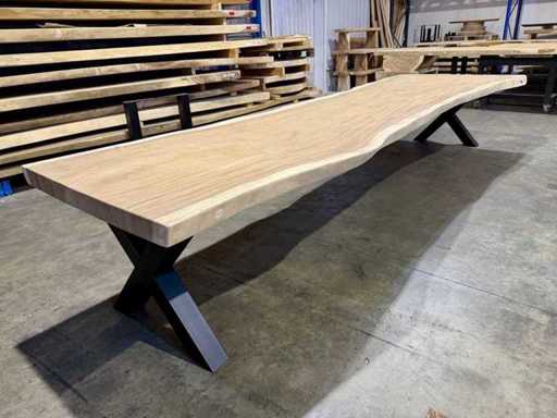 Stolec pnia drzewa suar 455 cm.