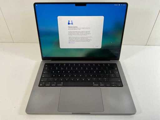 Apple MacBook Pro 14", Apple M1 Pro, 32GB RAM, 500GB SSD Laptop