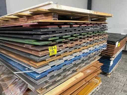 Pallet Fence Parts Various Colors 180x180cm (11x)