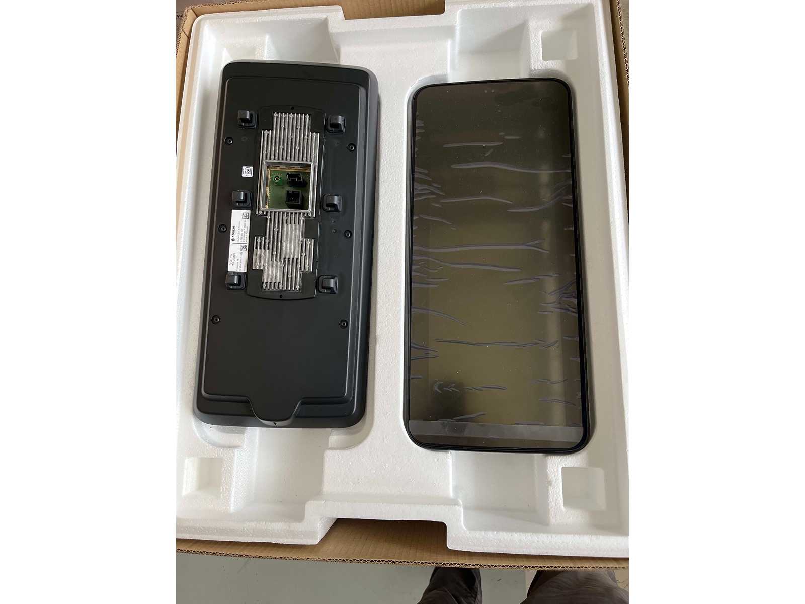 133x Bosch Monitoring Screen LHS&RHS – 7,620,000,880