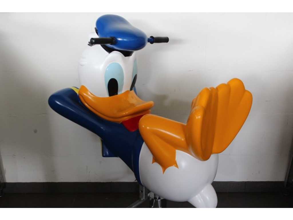 Donald Duck Children's Barber Chair