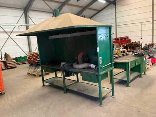 Welding table