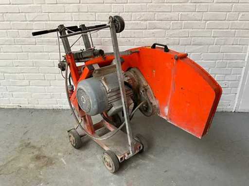 2014 Lissmac CompactCut 400E Tăietoare de pardoseală