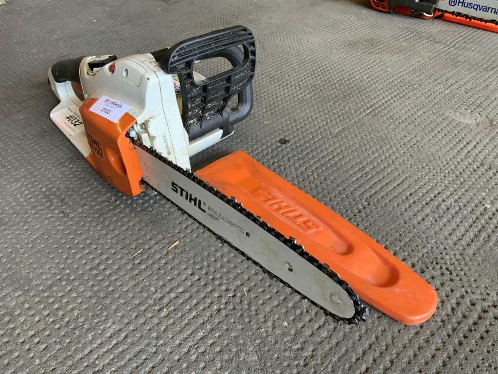 2017 Stihl MSE 170 C-Q Electric Chainsaw