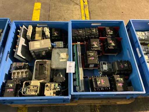 Batch of electrical components