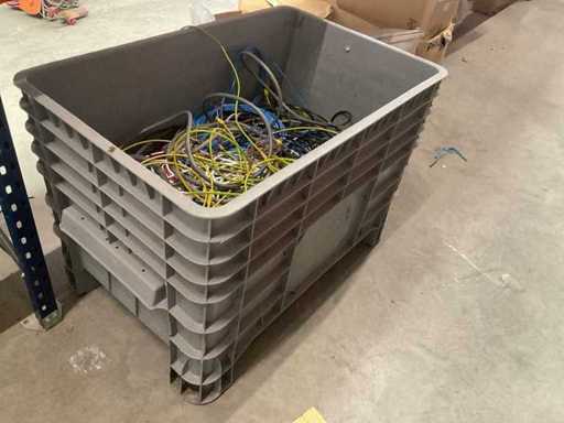 Residui dei fili di installazione