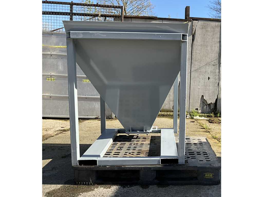 Feed dosing container