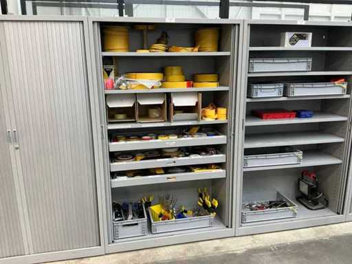 Inofec Workshop cabinet with contents