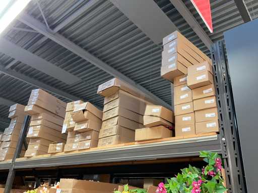 Lot de fleurs artificielles