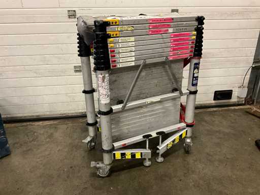 Teletower Telescopic Telescopische Rolsteiger