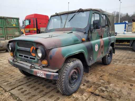 Offroad vehicle UAZ 469-B