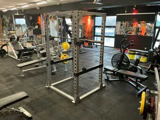 Central électrique solide de corps