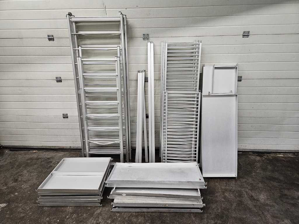 Miscellaneous cold store racks