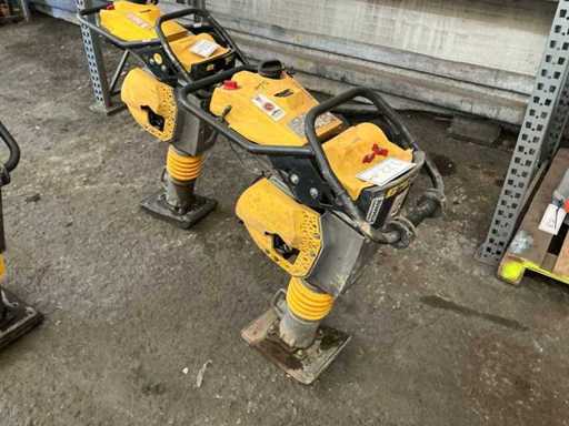 Éperonateur BOMAG BT 60 2021, défectueux