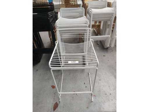 10x bar stool white without cushions (10x)