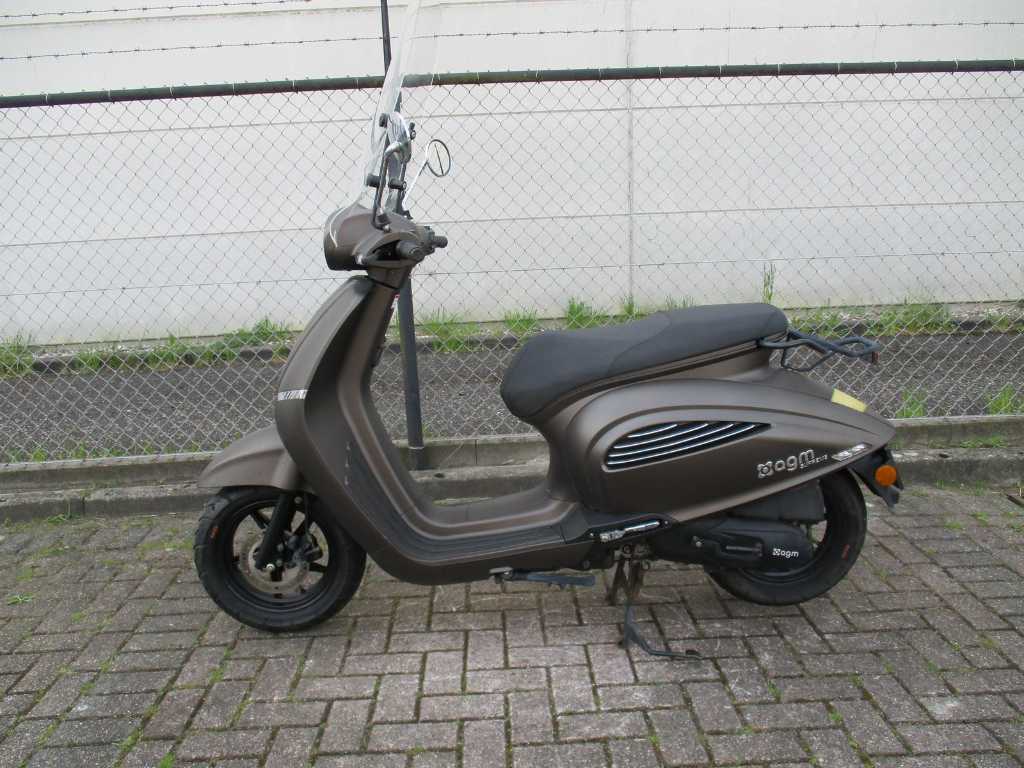 AGM - Snorscooter - Supreme Valentine - Scooter