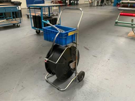 Chariot de déroulement avec bande de cerclage