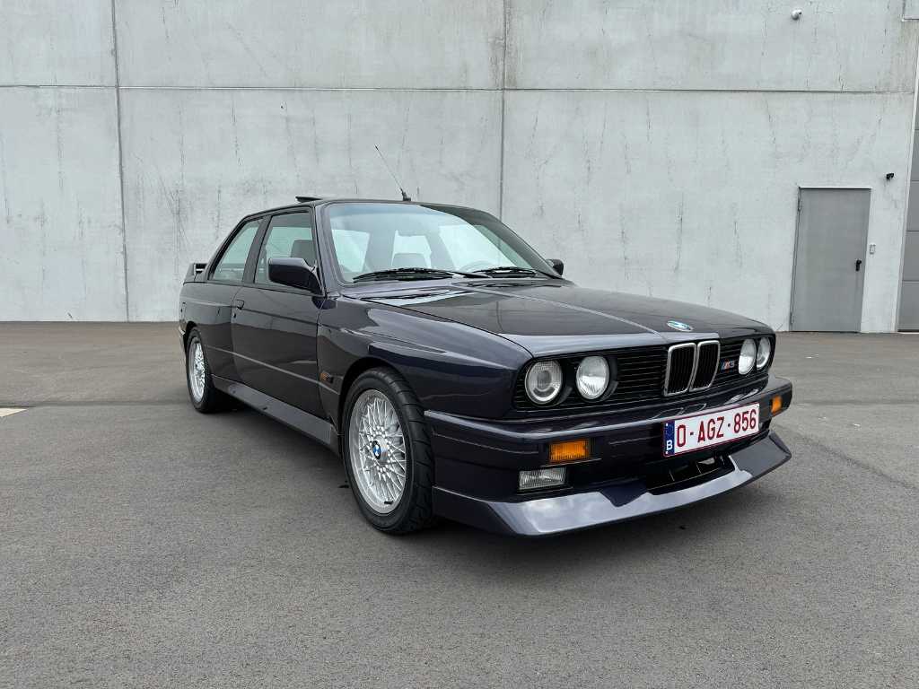 BMW M3 E30 EUROPAMEISTER SANS RÉSERVE