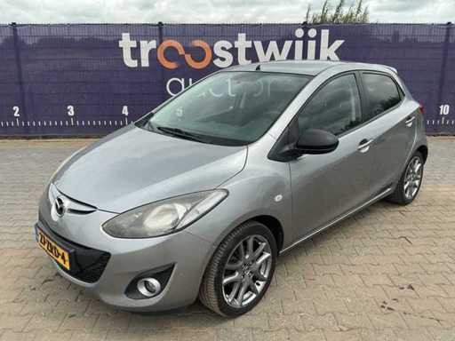 2013 - Mazda - 2 - 1.3 Hanabi - Car