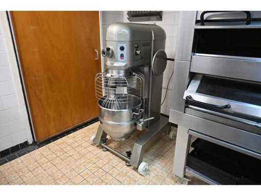 2014 Hobart H600 Planetary Mixer mit verschiedenen Mischzubehör
