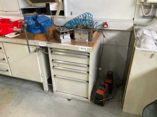 Drawer cabinet, without contents