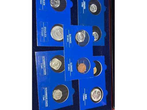 Mini Piccolo Set di Monete 5 Paesi
