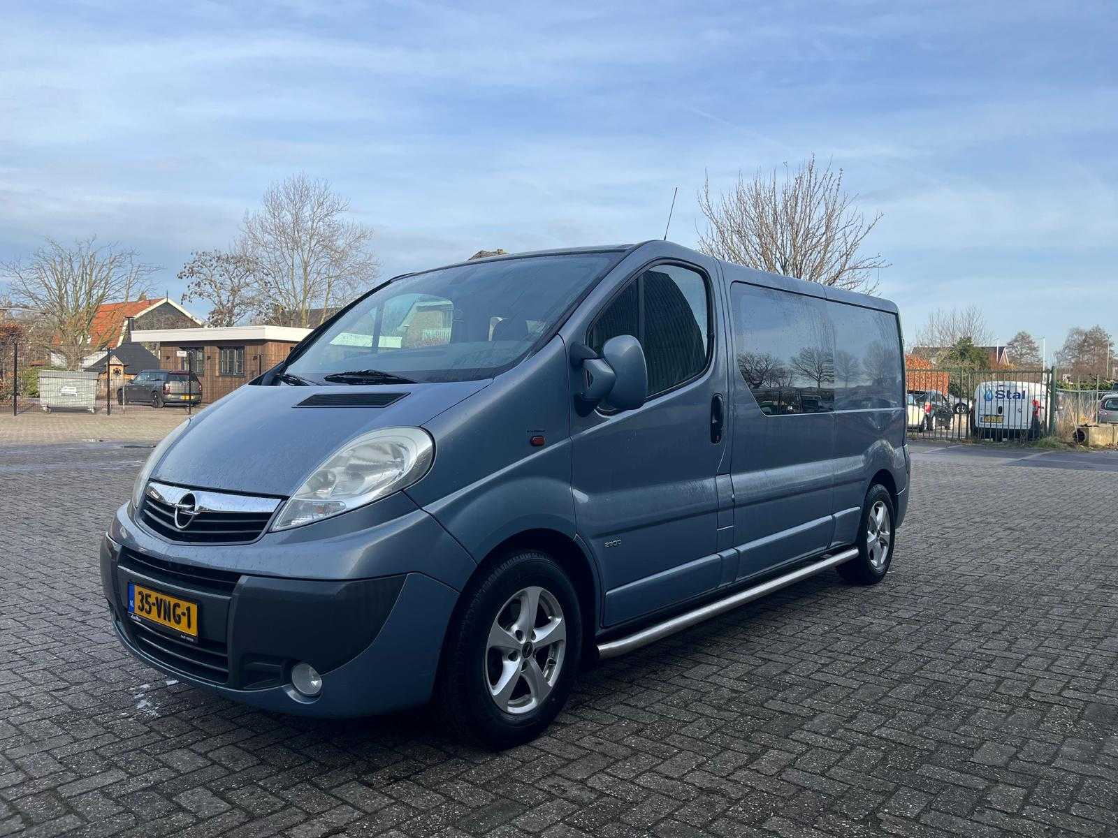 Opel Vivaro 2.5 CDTI L2H1 DOUBLE CAB | 35-VNG-1